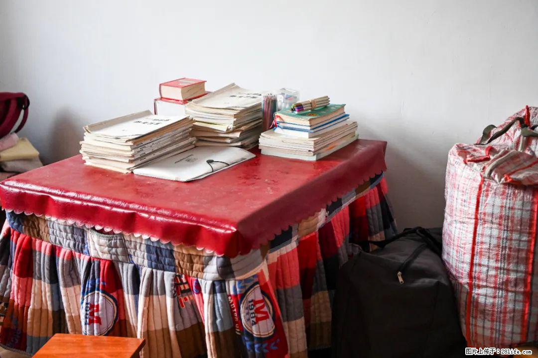 全网追的“扁担女孩”，找了一份暑假工，时薪12元 - 信阳生活资讯 - 信阳28生活网 xy.28life.com